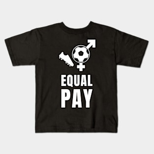 US Women's Soccer Team Deserves Equal Pay Kids T-Shirt